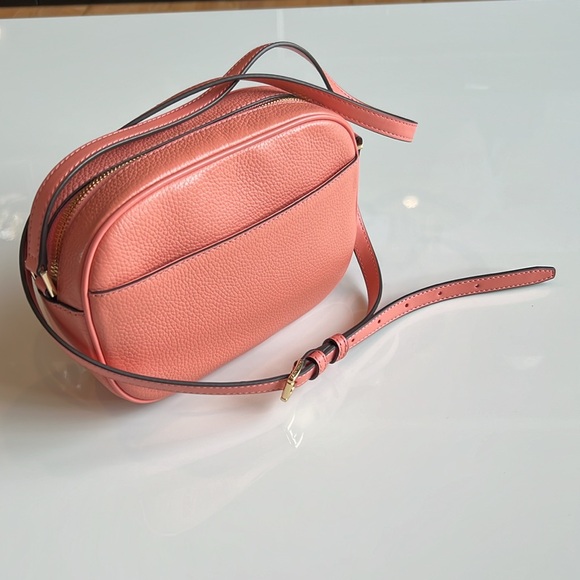 Michael Kors Jet Set Travel medium Oval Camera Crossbody Bag, Leather, Sherbert - Picture 4 of 6